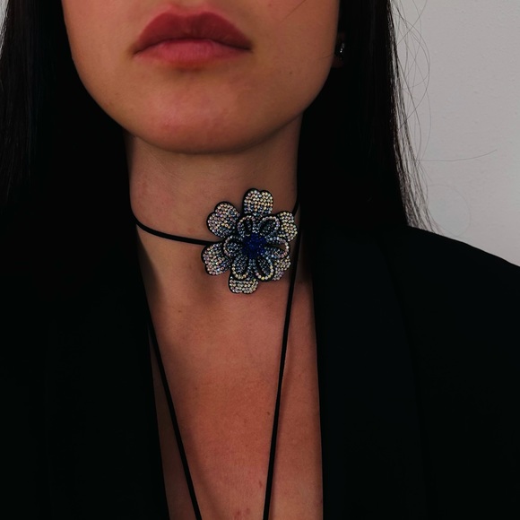 New Rhinestone Flower Cobalt Blue Necklace Choker - Picture 8 of 14
